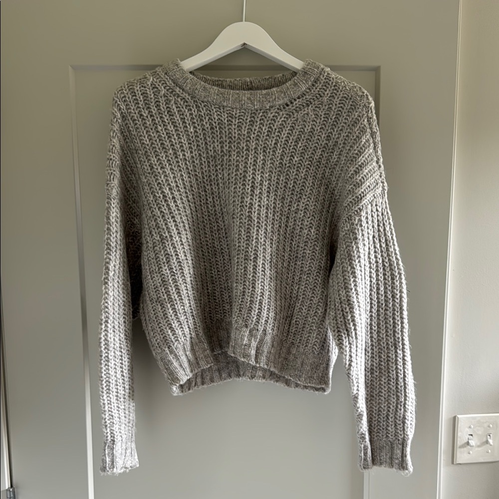 American Eagle Outfitters Heather Gray Sweater
